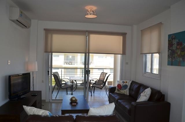 Poppy Apartment Протарас Стая снимка