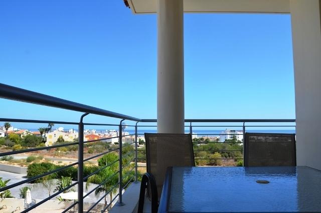 Poppy Apartment Протарас Екстериор снимка